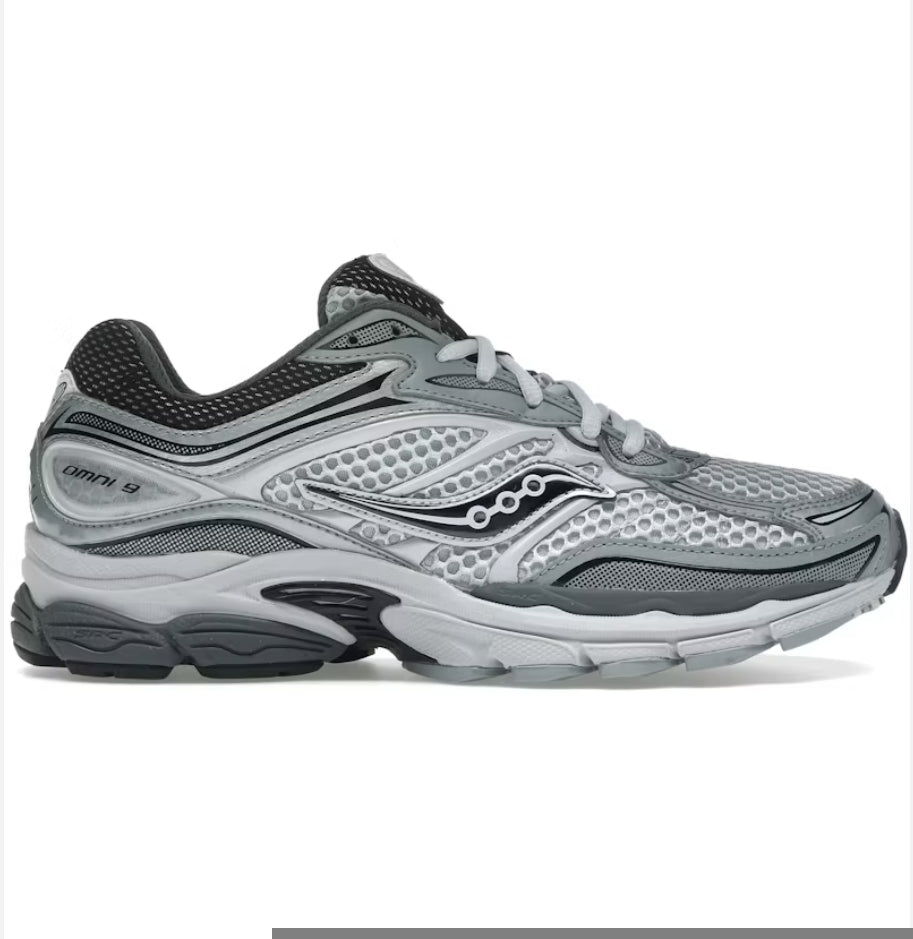 OMNI 9 WHITE AND GREY